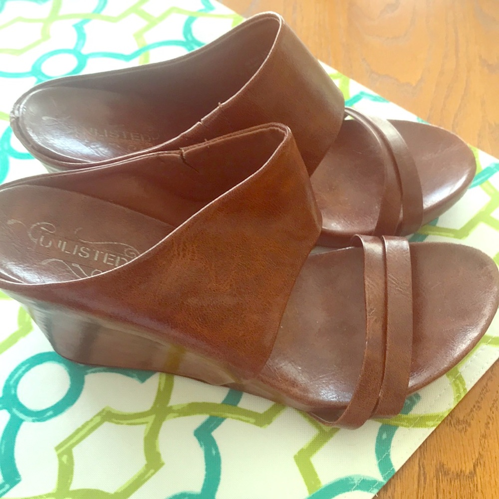 Unlisted brand size 8.5. Great condition $8